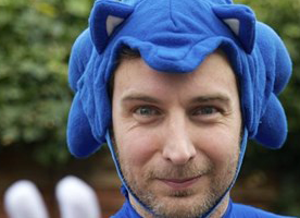 Neil Light Breaks a London Marathon World Record Whilst Dressed as Sonic