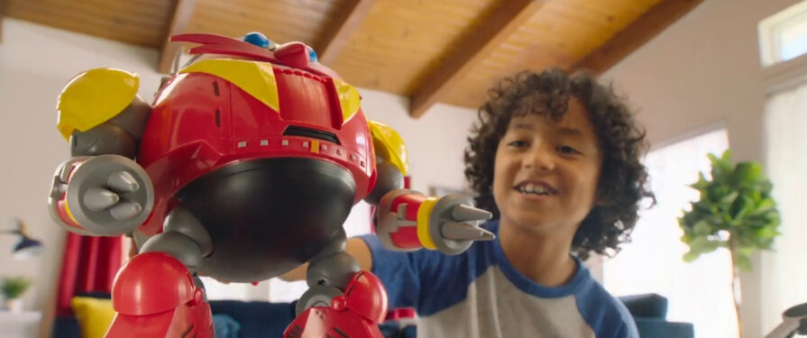 JAKKS Pacific Features Eggman Robot and Excited Child in Online Commercial
